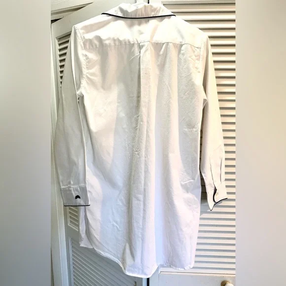 Petite Plume Women's White 100% Cotton Button-Down Nightshirt Navy Piping M - Picture 5 of 6